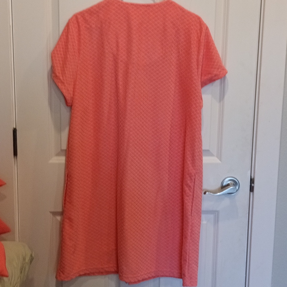 Short robe - Picture 3 of 3